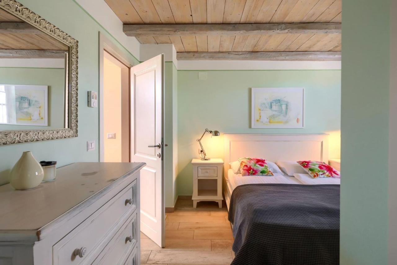 Family Villa Elizabeta With Pool In Umag Cepljani 외부 사진