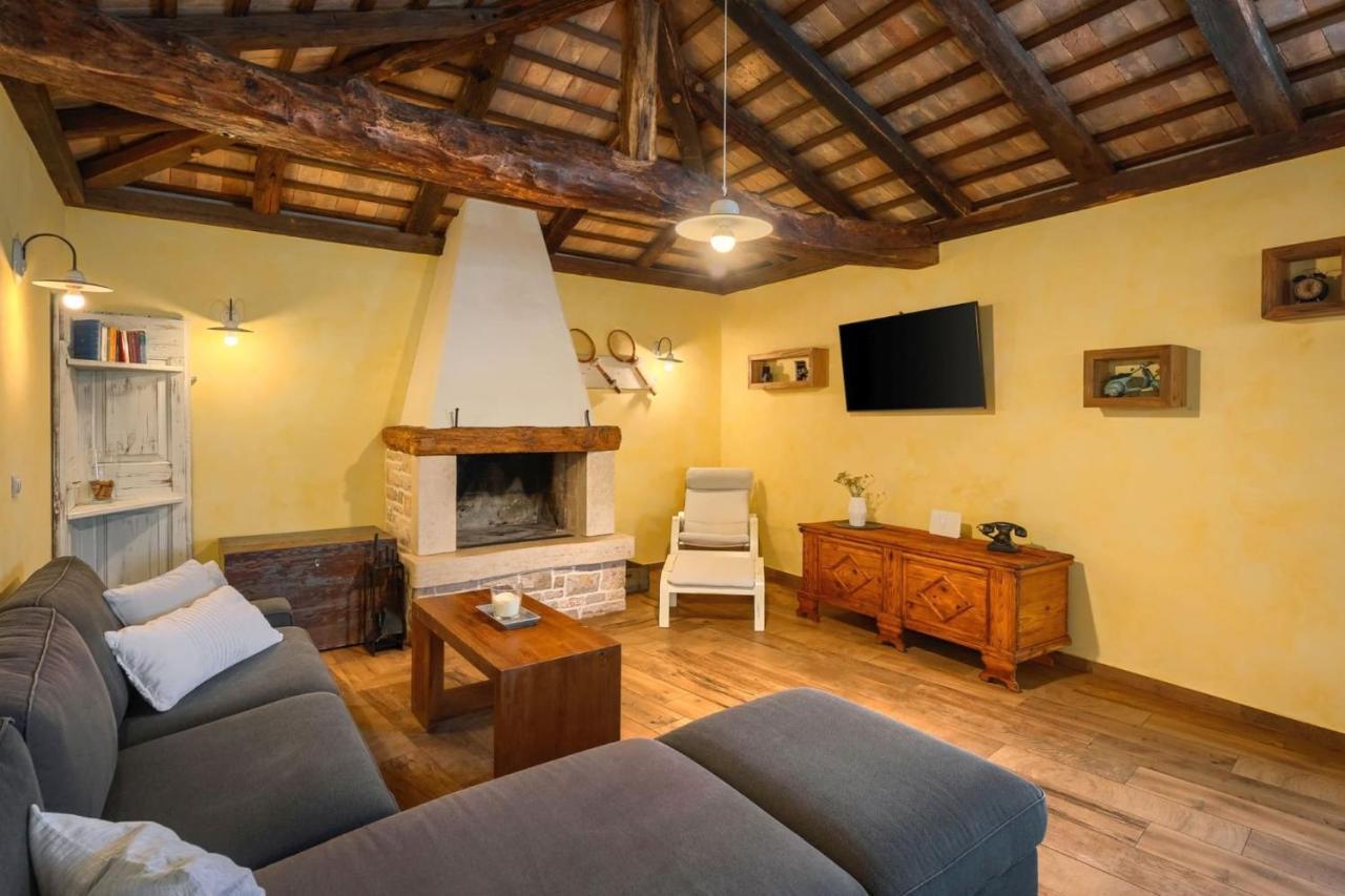 Family Villa Elizabeta With Pool In Umag Cepljani 외부 사진